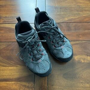 Merrell Men’s Accentor 3, size 7.5W (wide) hiking shoes